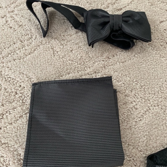 Calvin Klein tuxedo grey accessory set L - Picture 3 of 5